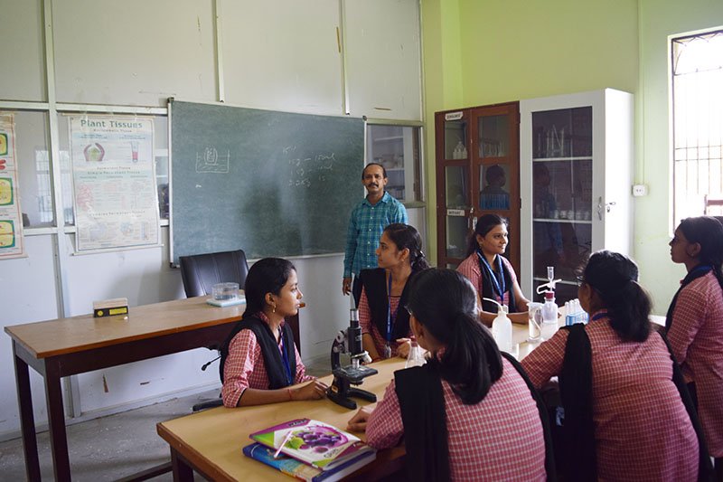 Emma College - Biology Department-5